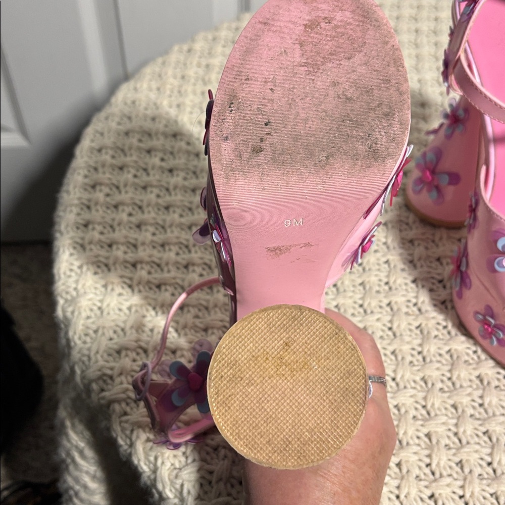 Super fun Sugar Thrillz brand platforms - Picture 12 of 14